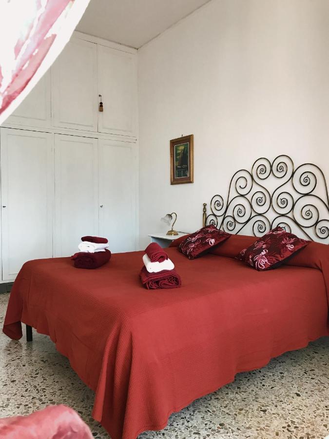 Casa Zi' Peppe Apartment Capranica Bagian luar foto